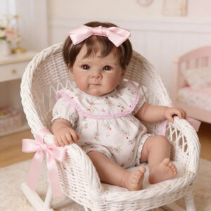 Boneca Bebê Reborn Silicone 48cm Menina Olho Castanho Brastoy