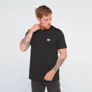 Camiseta Masculina Calvin Klein Jeans Logo Quadrado no Peito Sale