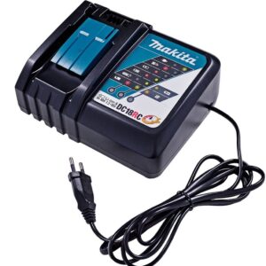 Carregador de Bateria 18V e 14.4V Makita DC18RC