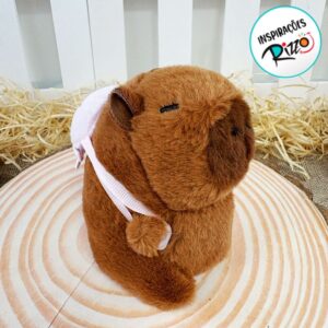 Chaveiro de Pelúcia Capivara com Mochila Rosa 13cm 1 unidade Rizzo — Bolsas e Mochilas