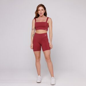 Conjunto Fitness Feminino Top Decote Quadrado e Short Básico