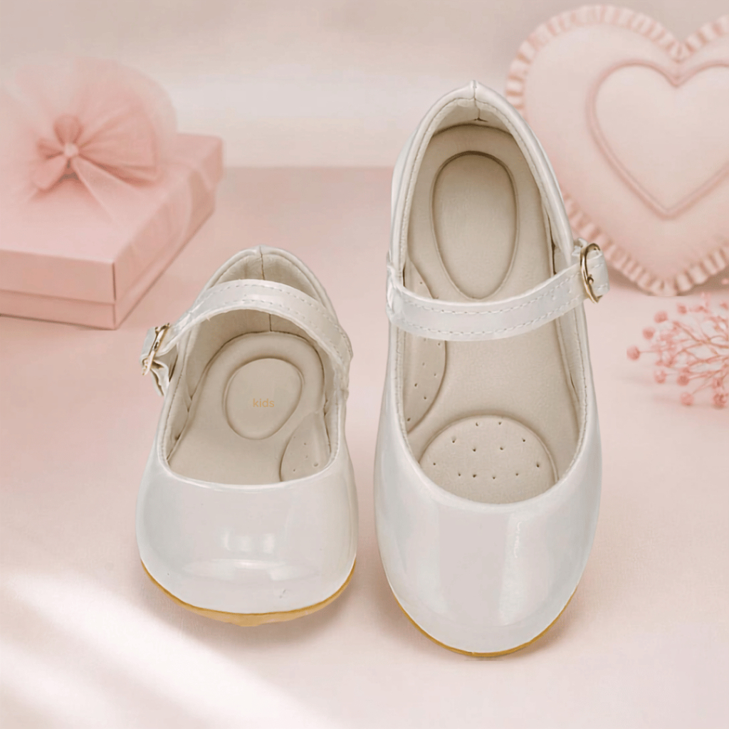Sapatilha Infantil Básica Boneca White Confortável Moda Festa Passeio — Brinquedos