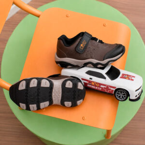 Tênis Infantil Menino Kidy Play Respitec Marrom Preto Confortável